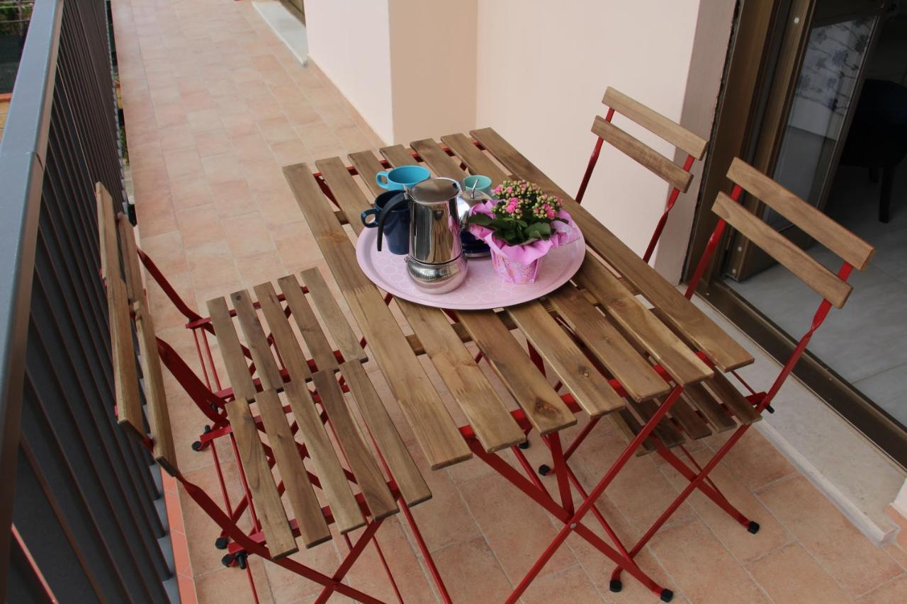 Alcalu Apartment San Vincenzo Exterior photo