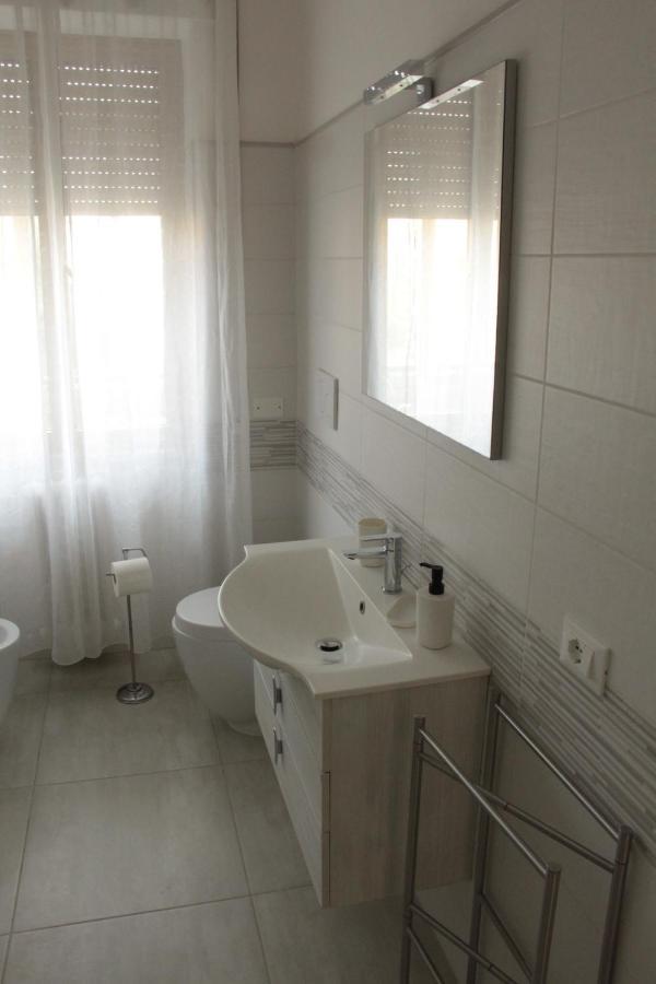 Alcalu Apartment San Vincenzo Exterior photo